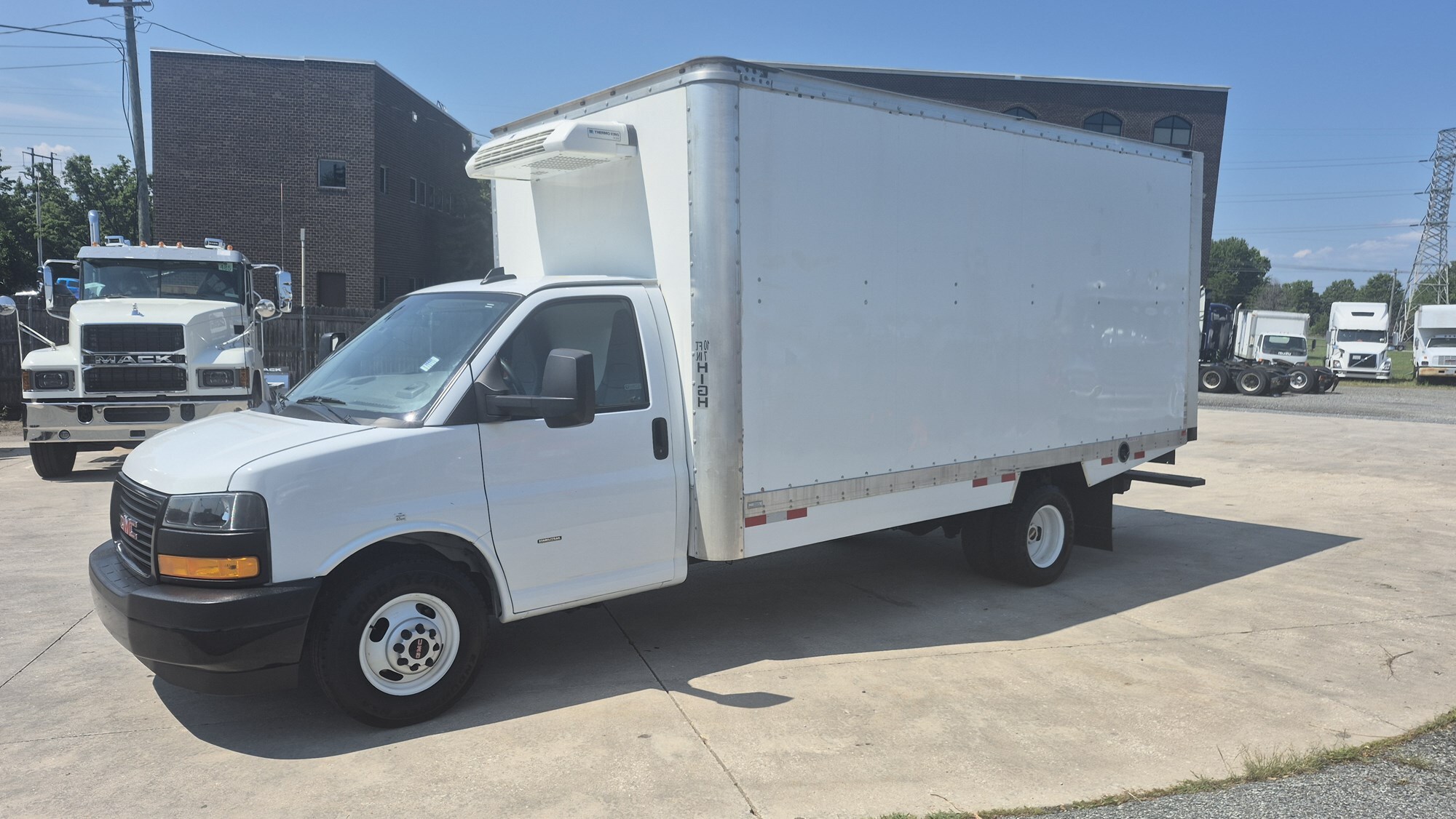 2024 GMC SAVANA in Souderton, PA