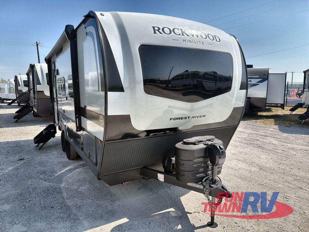 2027 Forest River Rv Rockwood Mini Lite 2109S RV