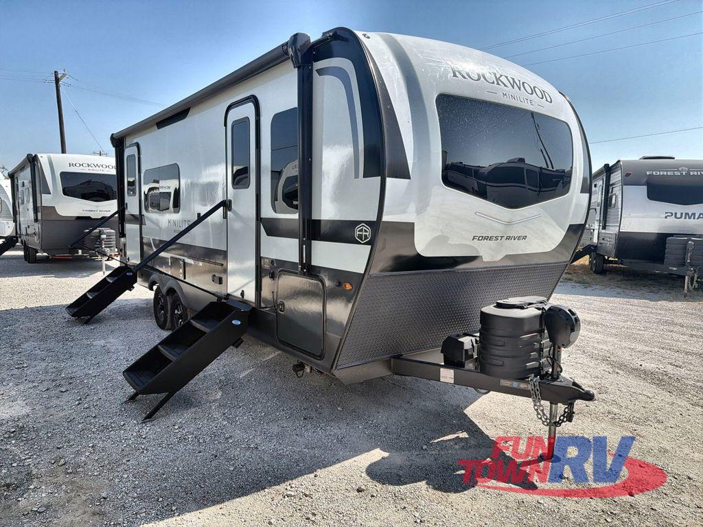 2027 Forest River Rv Rockwood Mini Lite 2515S in corsicana TX