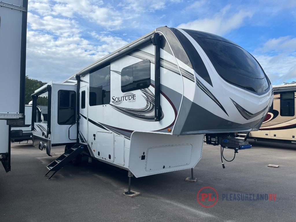 2022 Grand Design Solitude 280RK in west salem WI