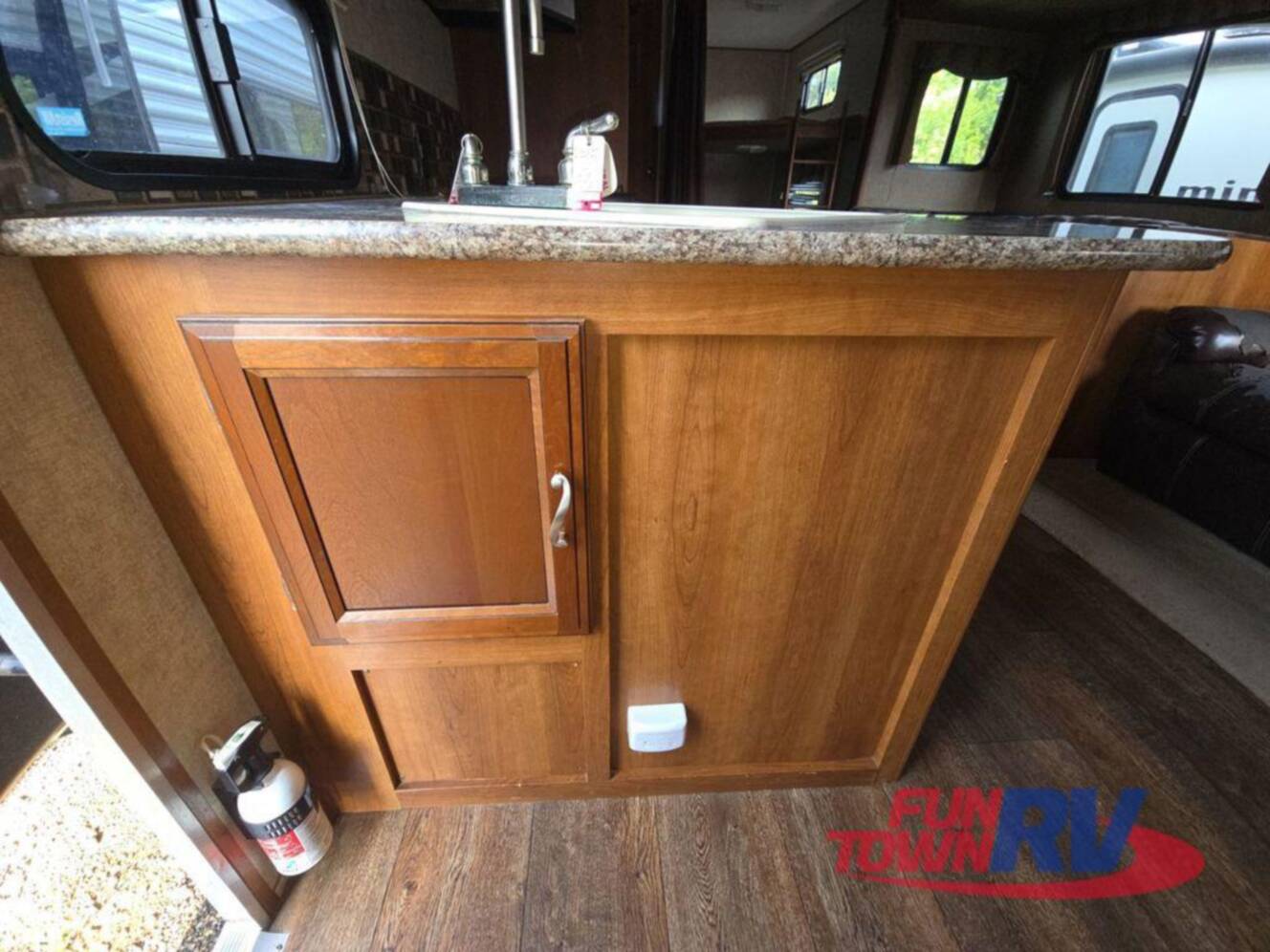 A photo of this 2016 Prime Time Rv Avenger 28DBS