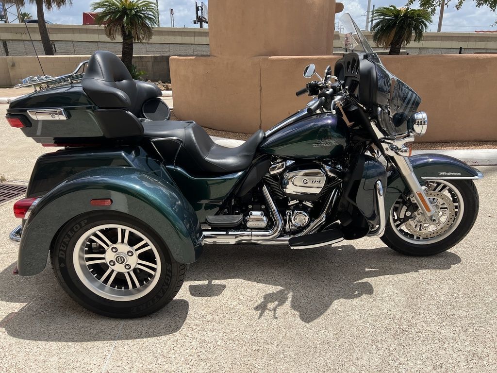 2021 Harley-Davidson® FLHTCUTG - Tri Glide® Ultra ULTRA CLASSIC in Beaumont, TX