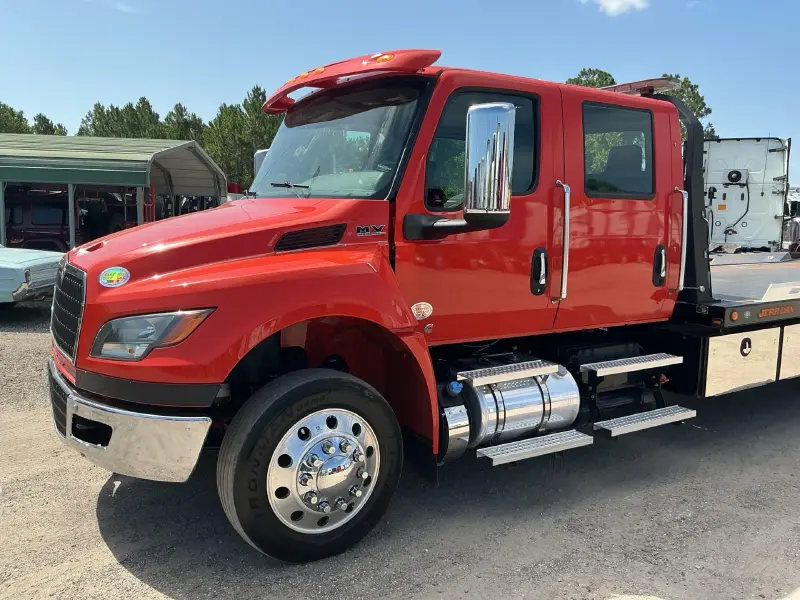 2025 International MV 607