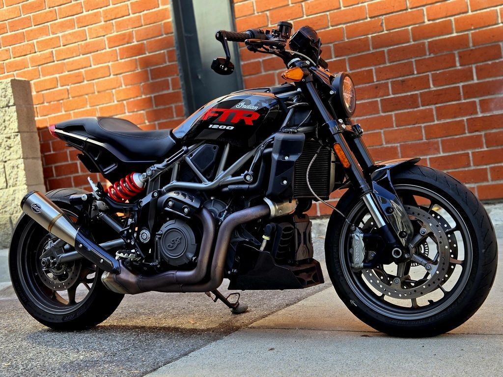 2023 Indian Motorcycle® FTR Sport Black Metallic S in Marina Del Rey, CA