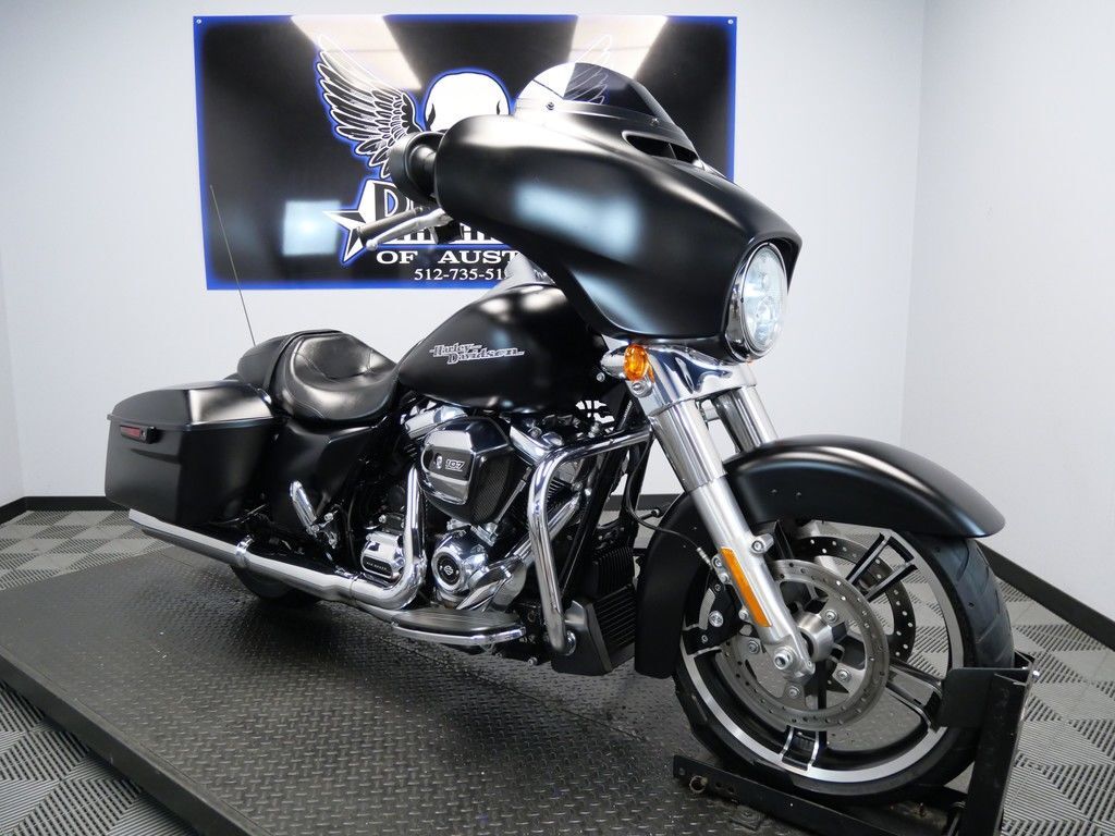 2017 Harley-Davidson® FLHX - Street Glide® FLHX in Austin, TX