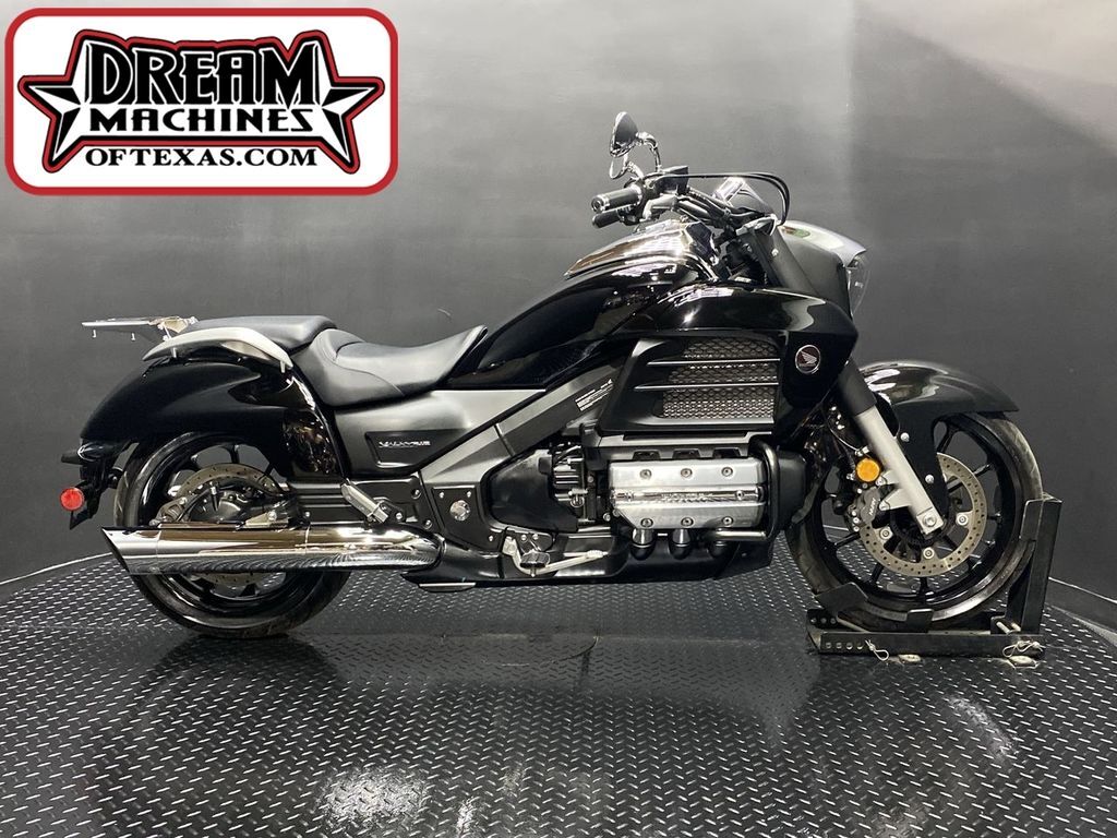 2014 Honda® Gold Wing Valkyrie ABS ABS in Farmers Branch, TX