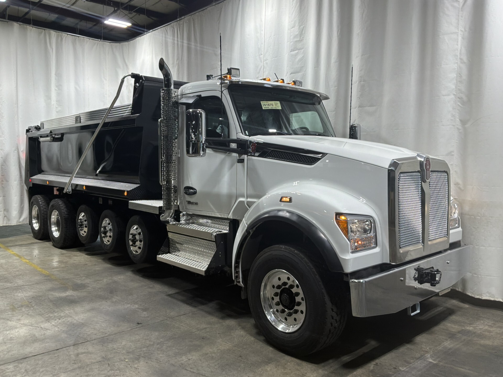 2027 KENWORTH T880 in Fort Worth, TX