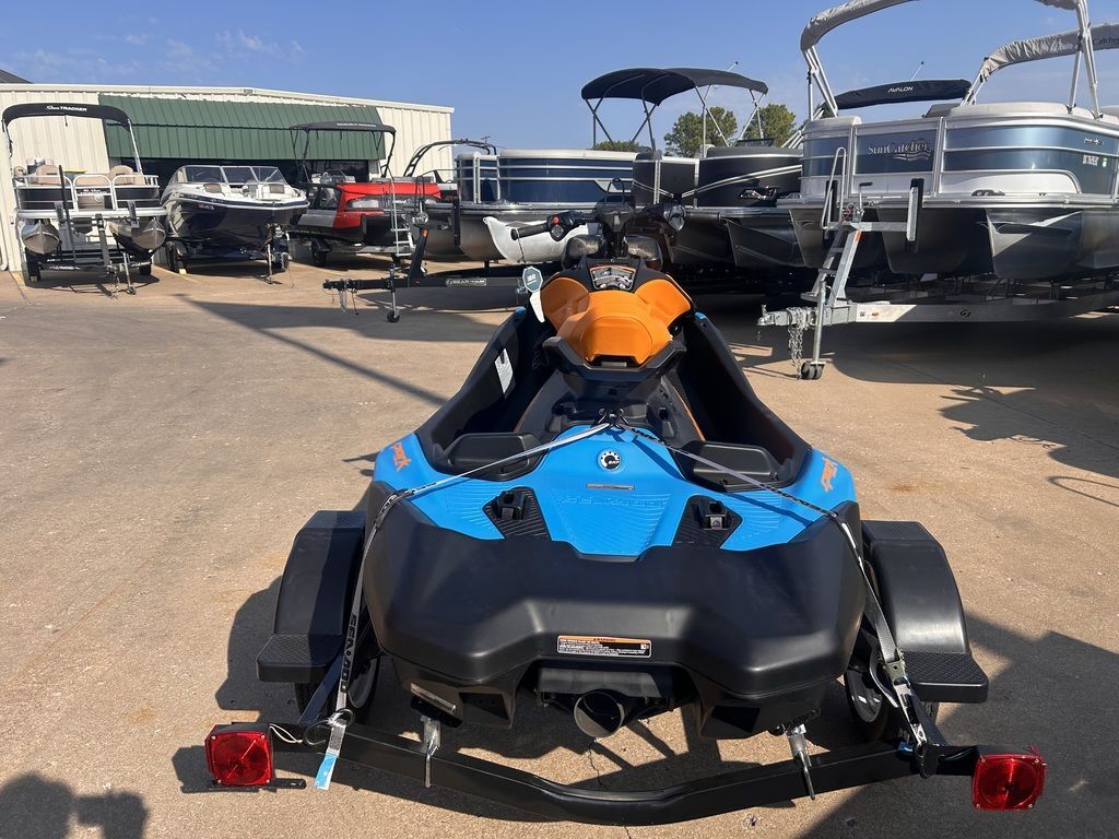 2026 Sea-Doo Spark Trixx for 3 Rotax® 900 ACE - 90 iBR and Aud 3-UP in broken arrow OK