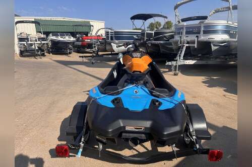 2026 Sea-Doo Spark Trixx for 3 Rotax® 900 ACE - 90 iBR and Aud 3-UP in broken arrow OK