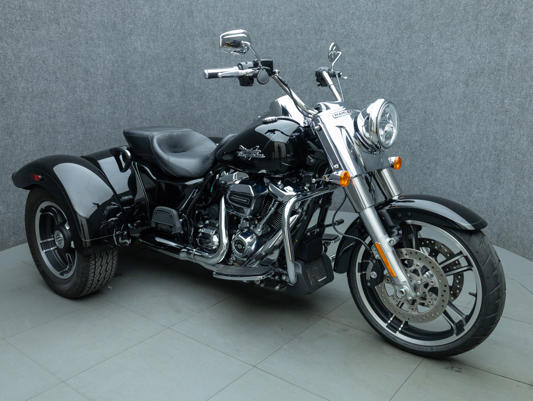2022 Harley Davidson FLRT FREEWHEELER TRIKE W/ABS FLRT in Pembroke, NH