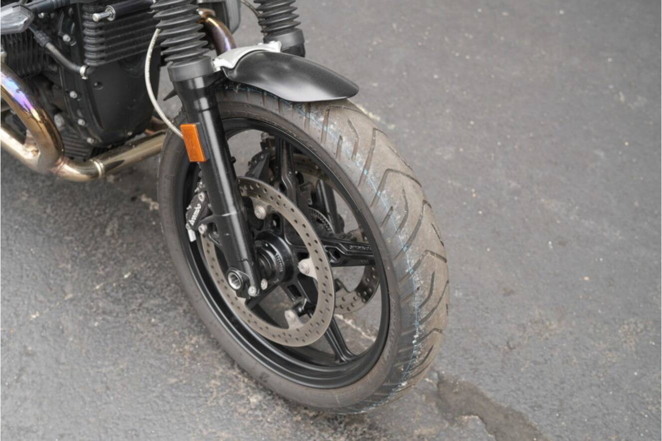 A photo of this 2021 BMW R nineT Scrambler 719 Cosmic Blue Metallic/Light White