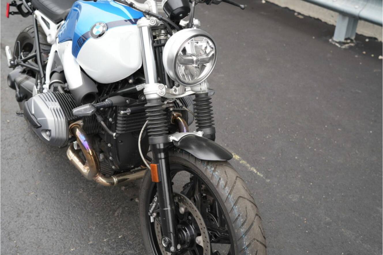 A photo of this 2021 BMW R nineT Scrambler 719 Cosmic Blue Metallic/Light White