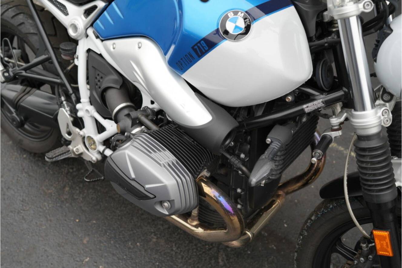 A photo of this 2021 BMW R nineT Scrambler 719 Cosmic Blue Metallic/Light White
