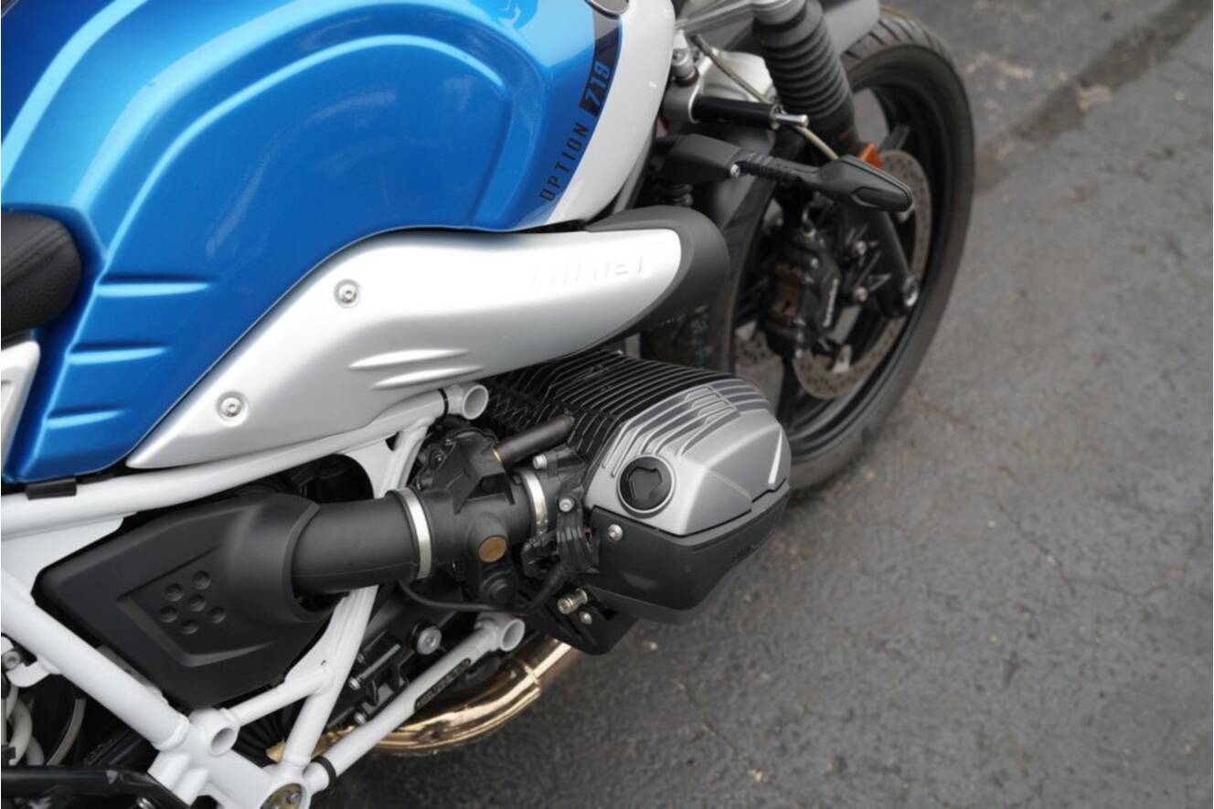 A photo of this 2021 BMW R nineT Scrambler 719 Cosmic Blue Metallic/Light White