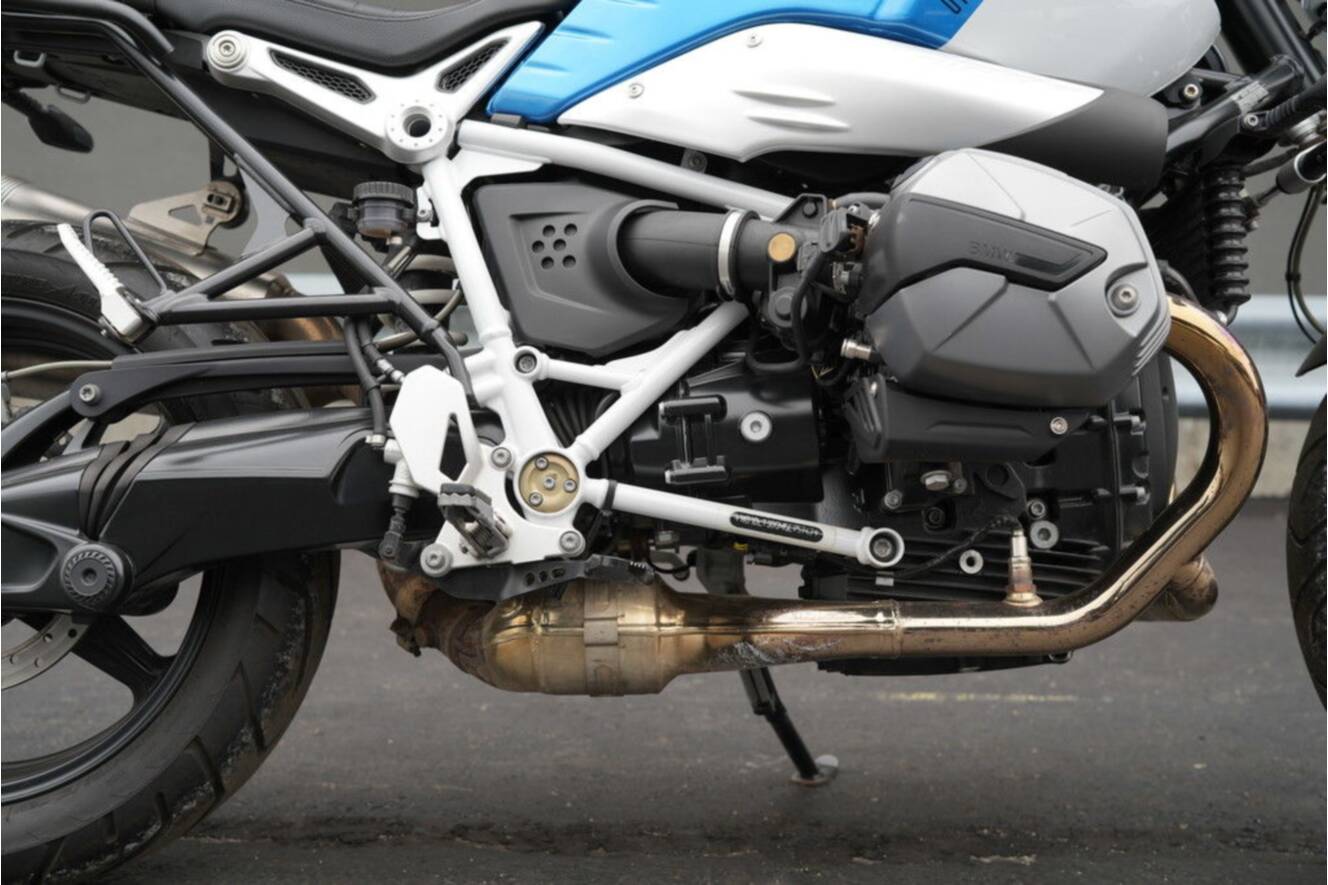 A photo of this 2021 BMW R nineT Scrambler 719 Cosmic Blue Metallic/Light White