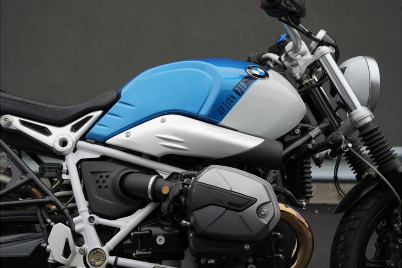 A photo of this 2021 BMW R nineT Scrambler 719 Cosmic Blue Metallic/Light White