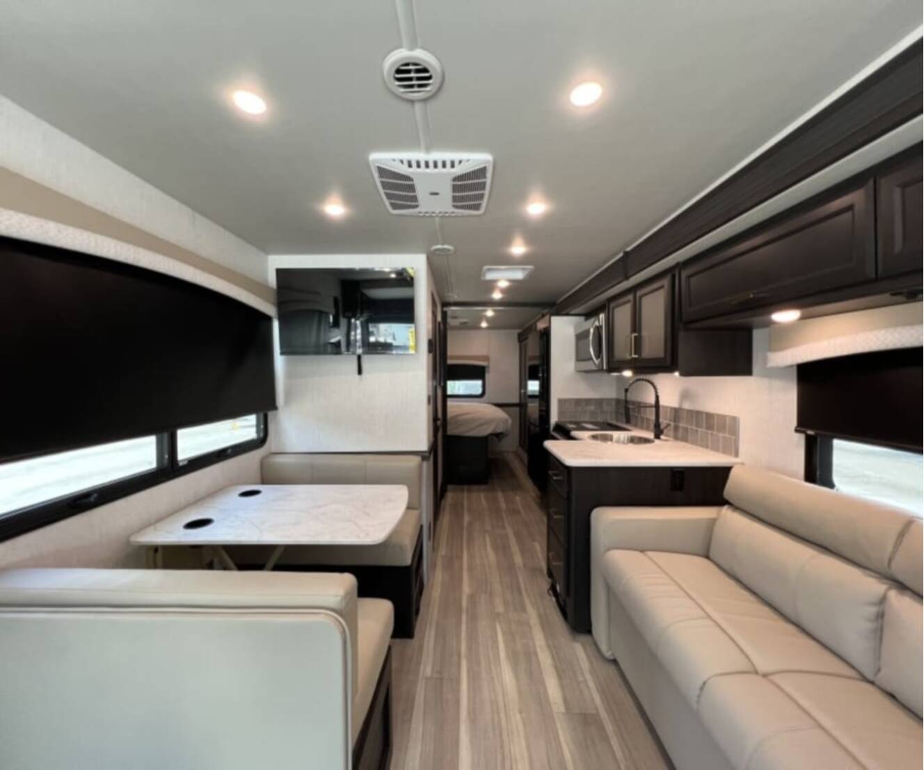 A photo of this 2027 Fleetwood FLAIR 29M