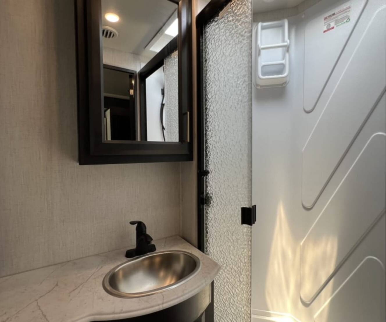 A photo of this 2027 Fleetwood FLAIR 29M