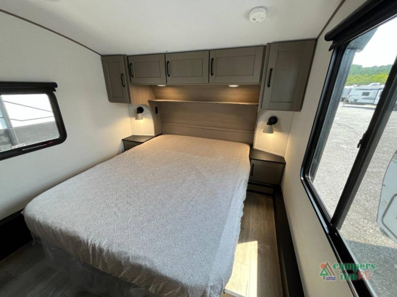 A photo of this 2027 Grand Design Reflection 324MBS