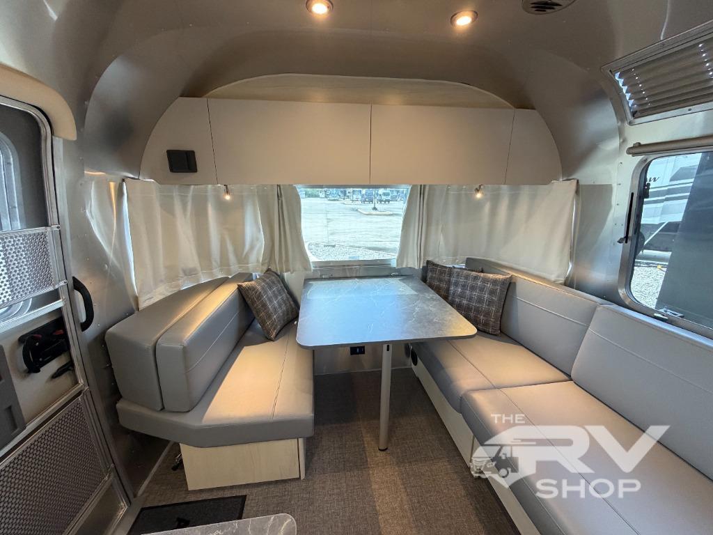 2025 Airstream Flying Cloud 27FB Twin in baton rouge LA