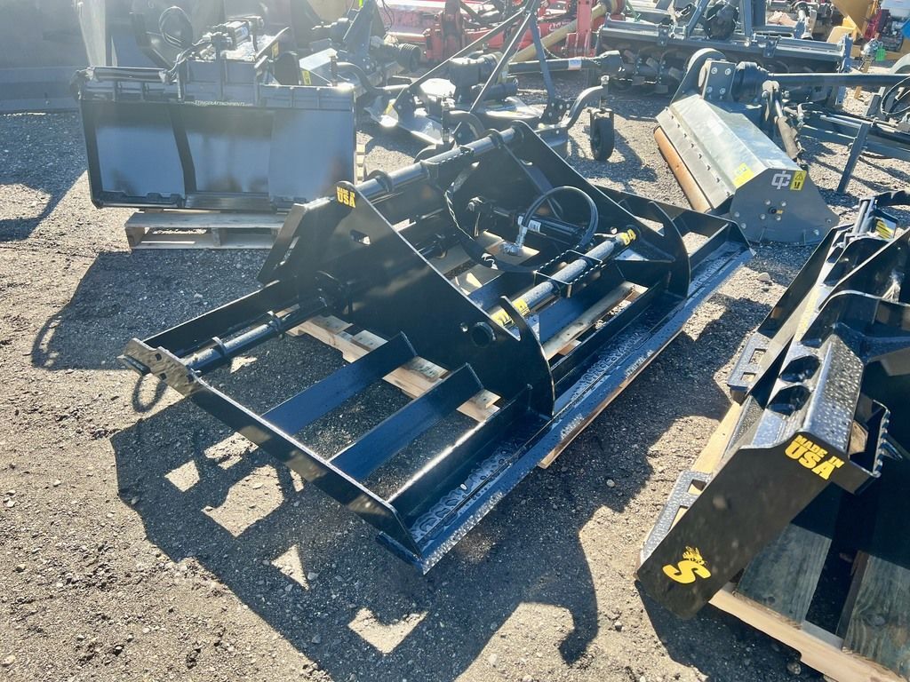 Stinger 84 Land Plane with Weld on Cutting Edge and Hydraulic in Turner, ME