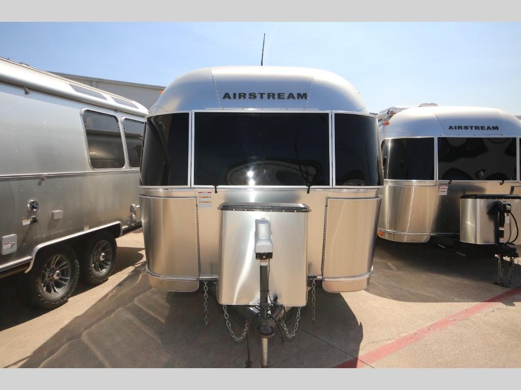 2016 Airstream Flying Cloud 19CB in fort worth TX