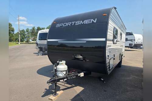 2027 Kz Sportsmen Classic 160QB in ham lake MN