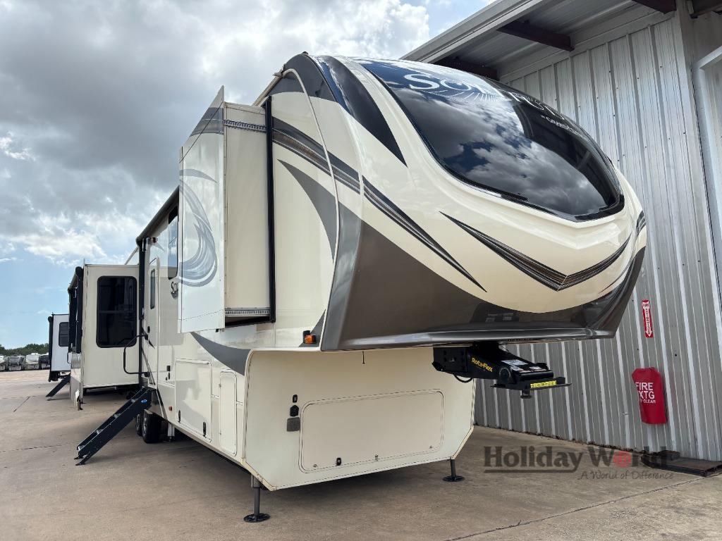 2019 Grand Design Solitude 373FB in katy TX