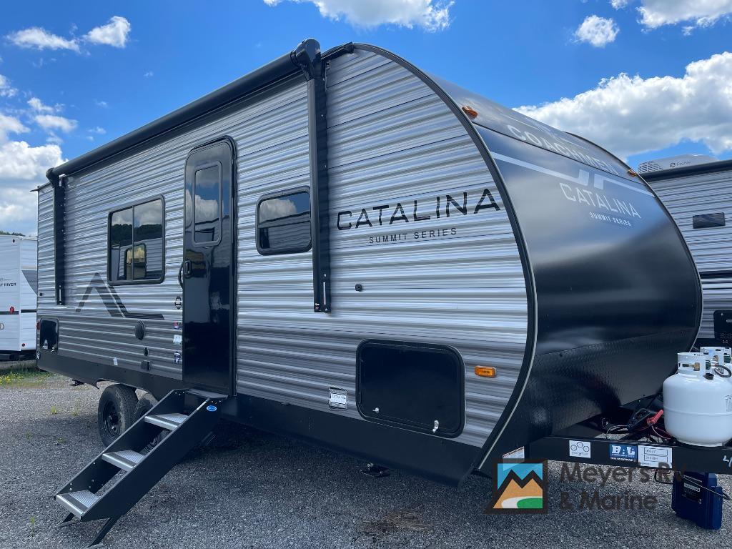 2027 Coachmen Rv Catalina Summit Series 8 211BH in mt morris PA