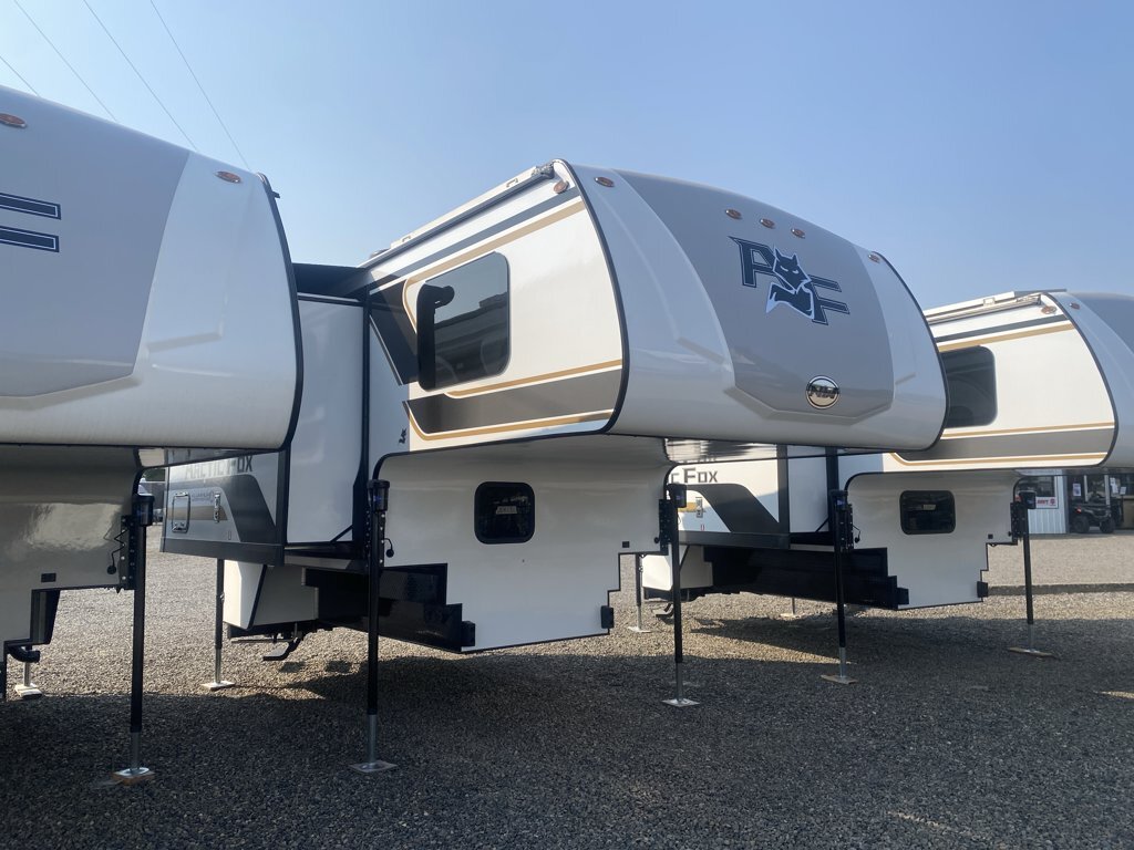 2027 Northwood Mfg ARCTIC FOX 811 in island city OR