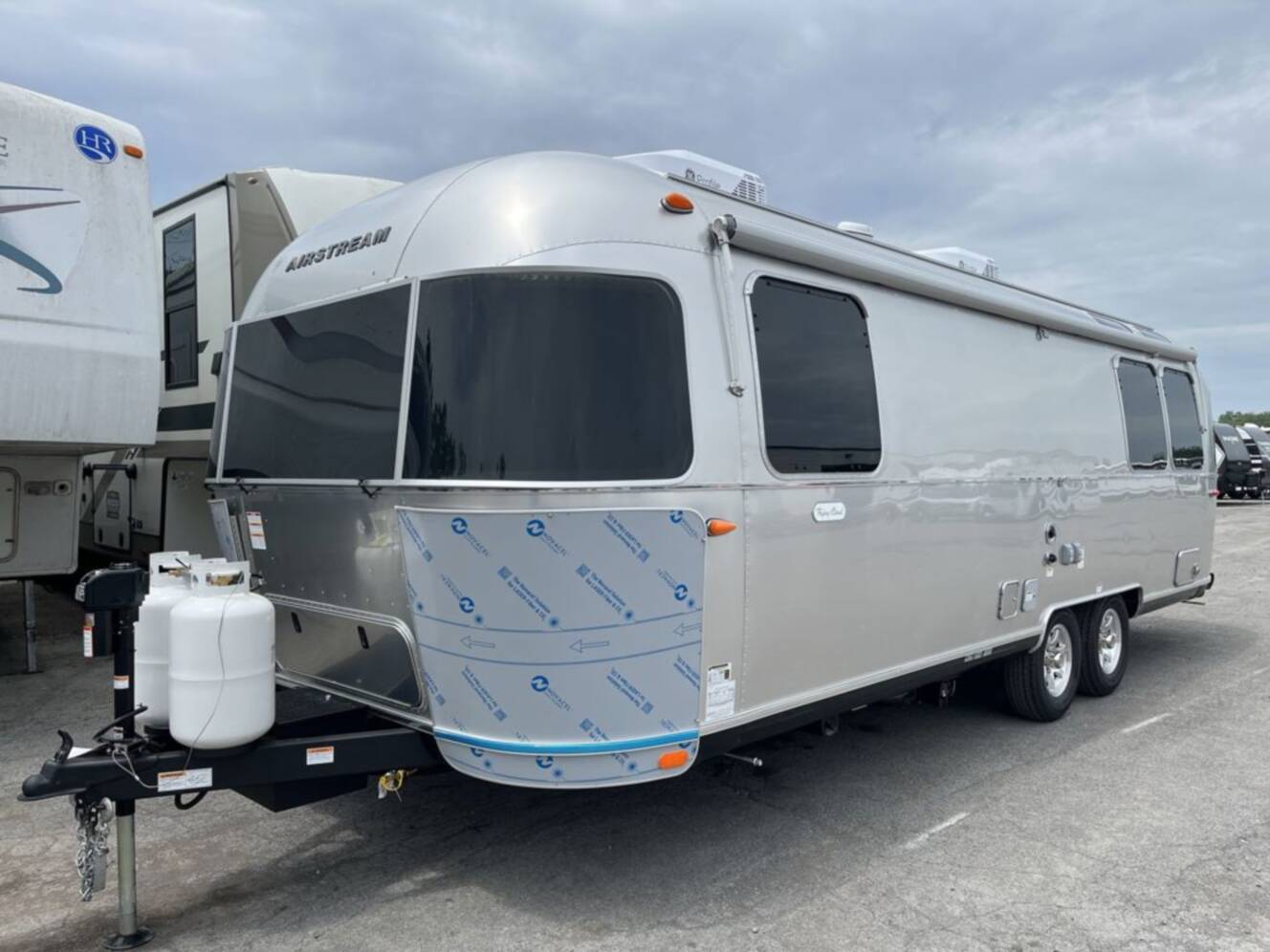A photo of this 2027 Airstream Flying Cloud 27FB