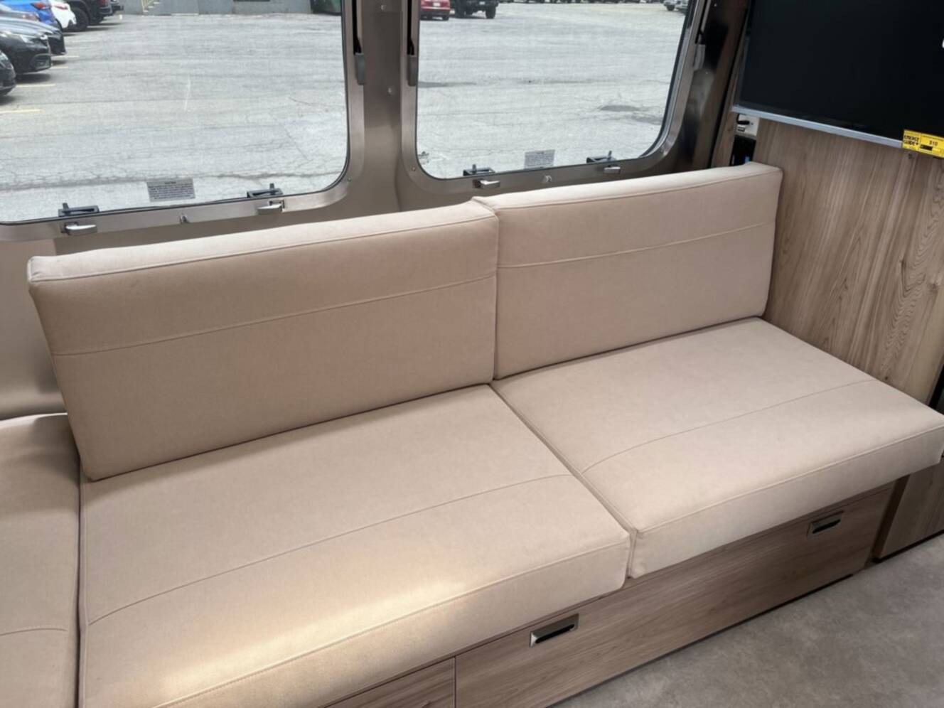 A photo of this 2027 Airstream Flying Cloud 27FB