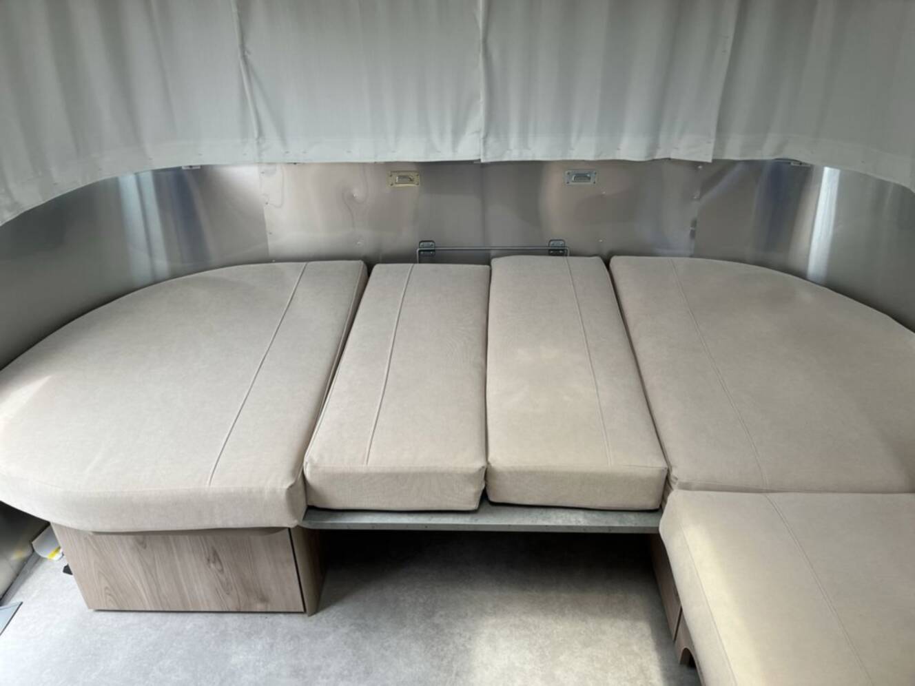 A photo of this 2027 Airstream Flying Cloud 27FB