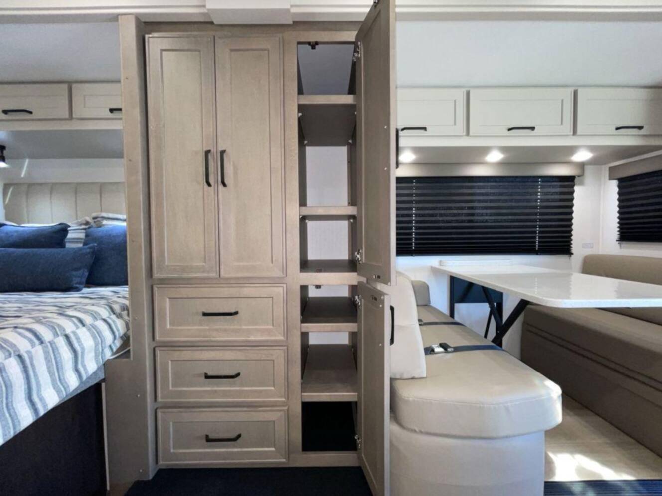 A photo of this 2027 Renegade Villagio 25FWC