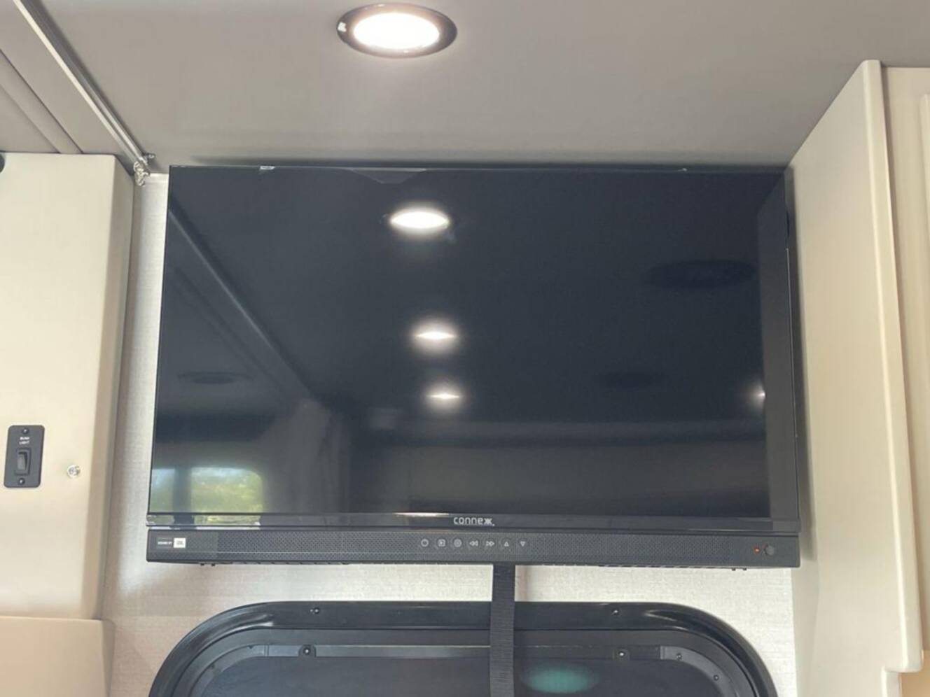 A photo of this 2027 Renegade Villagio 25FWC