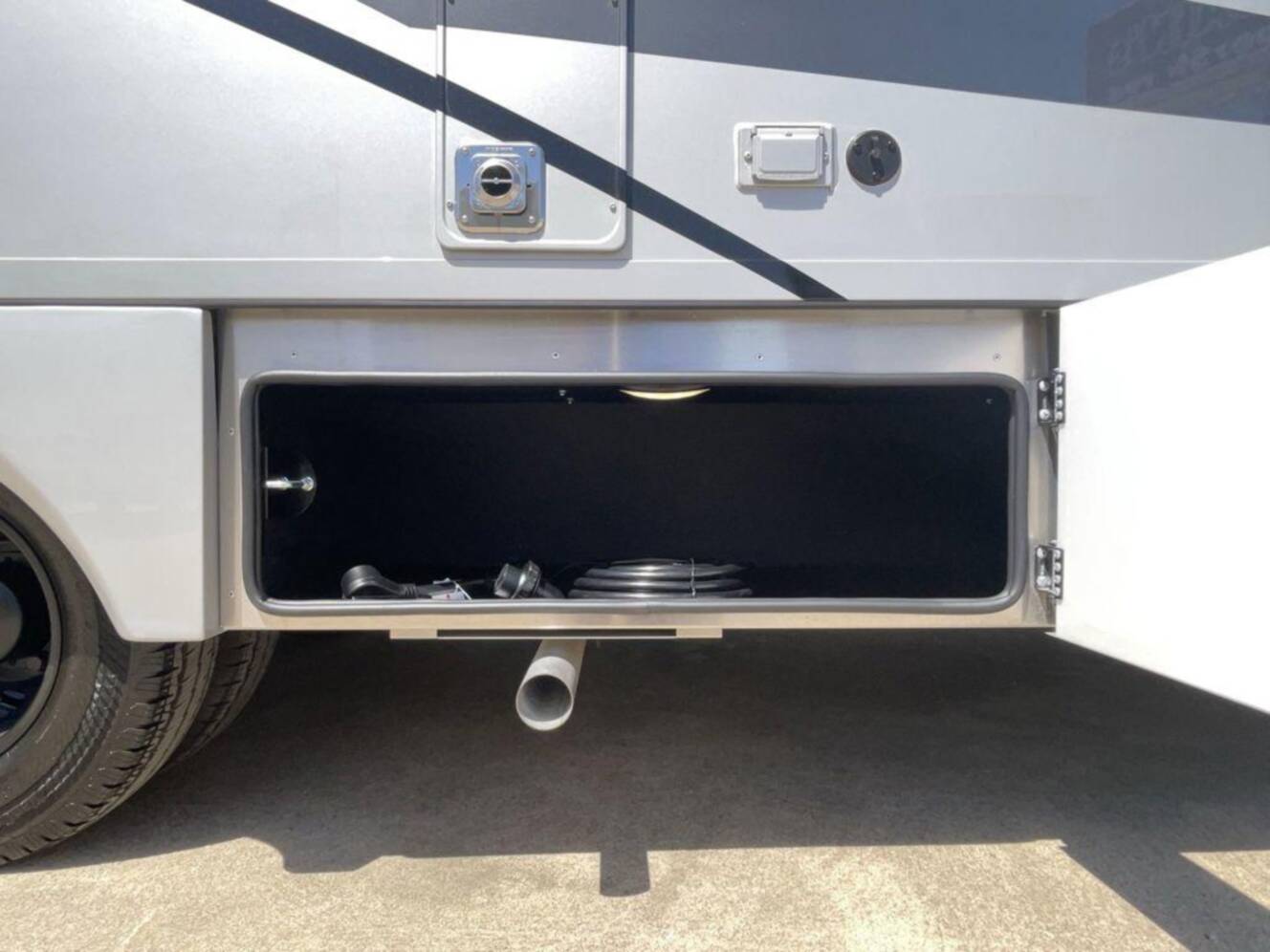 A photo of this 2027 Renegade Villagio 25FWC