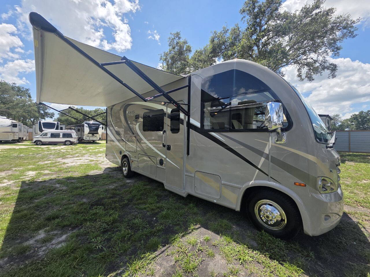 2016 Thor Motor Coach Axis 25.3 in tampa FL
