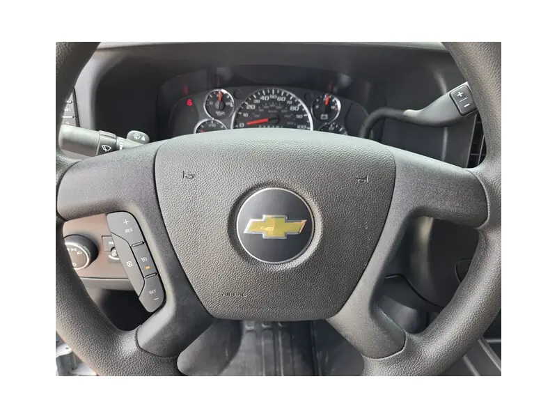 2026 CHEVROLET EXPRESS