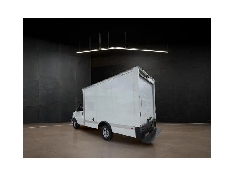 2025 CHEVROLET EXPRESS