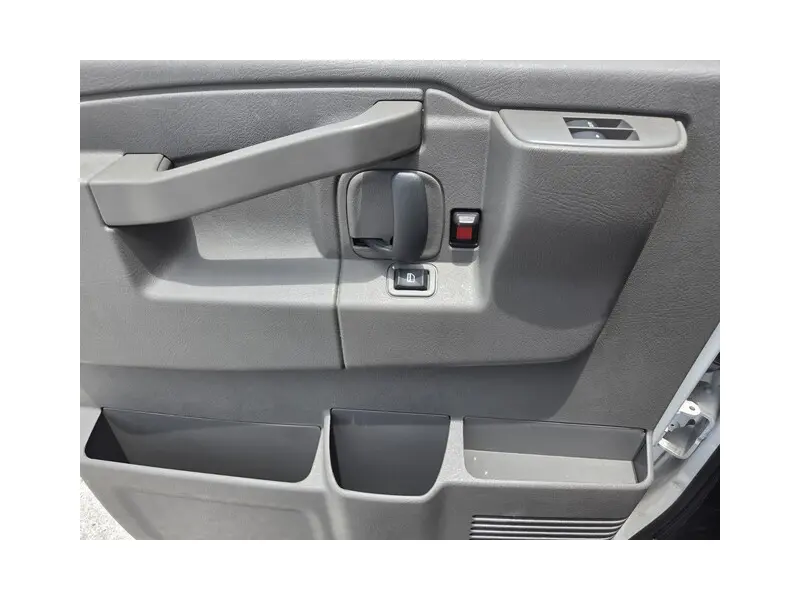 2025 CHEVROLET EXPRESS