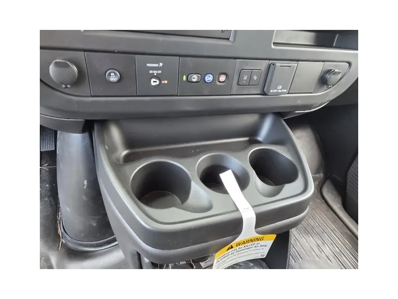 2025 CHEVROLET EXPRESS