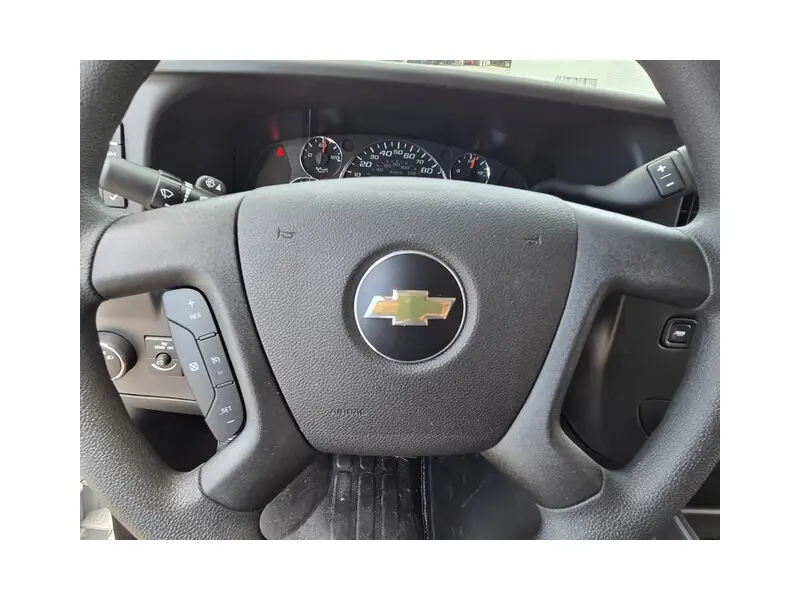 2025 CHEVROLET EXPRESS
