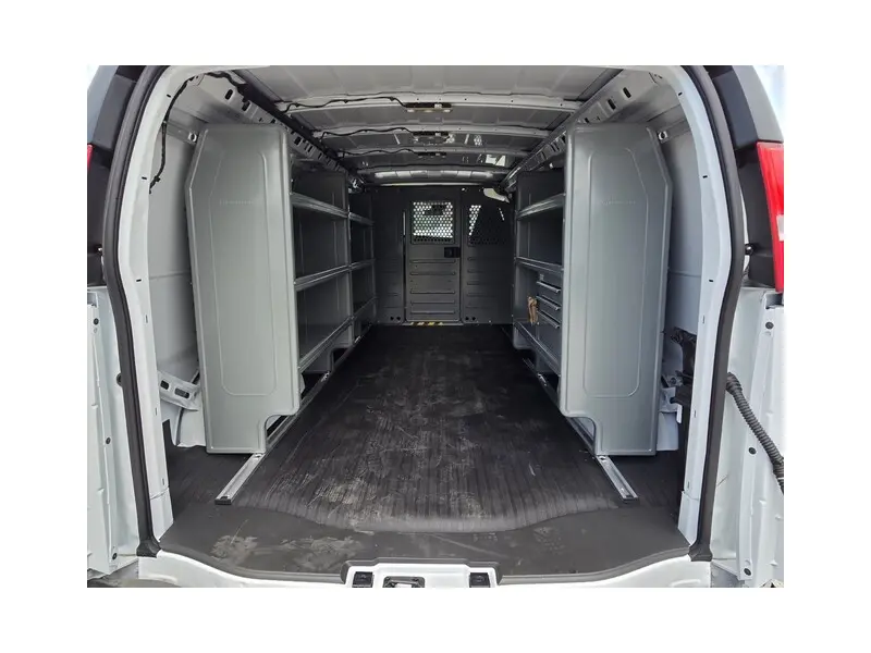 2025 CHEVROLET EXPRESS