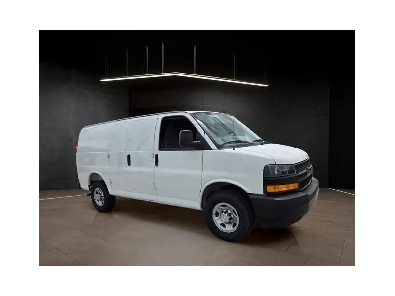2025 CHEVROLET EXPRESS