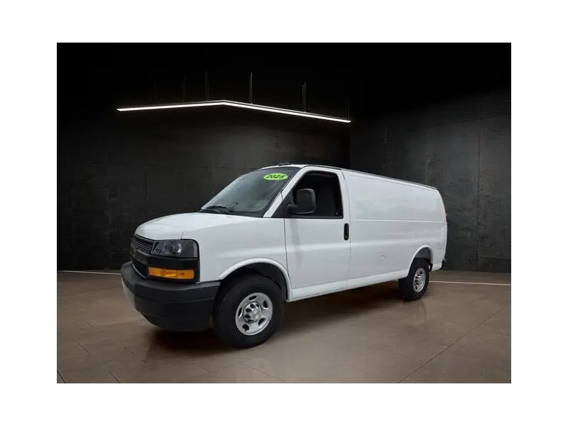 2025 CHEVROLET EXPRESS