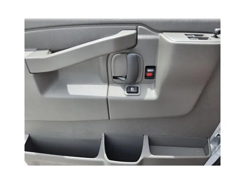 2025 CHEVROLET EXPRESS