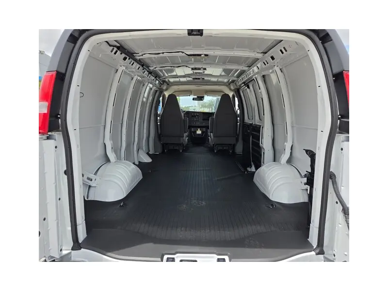 2025 CHEVROLET EXPRESS