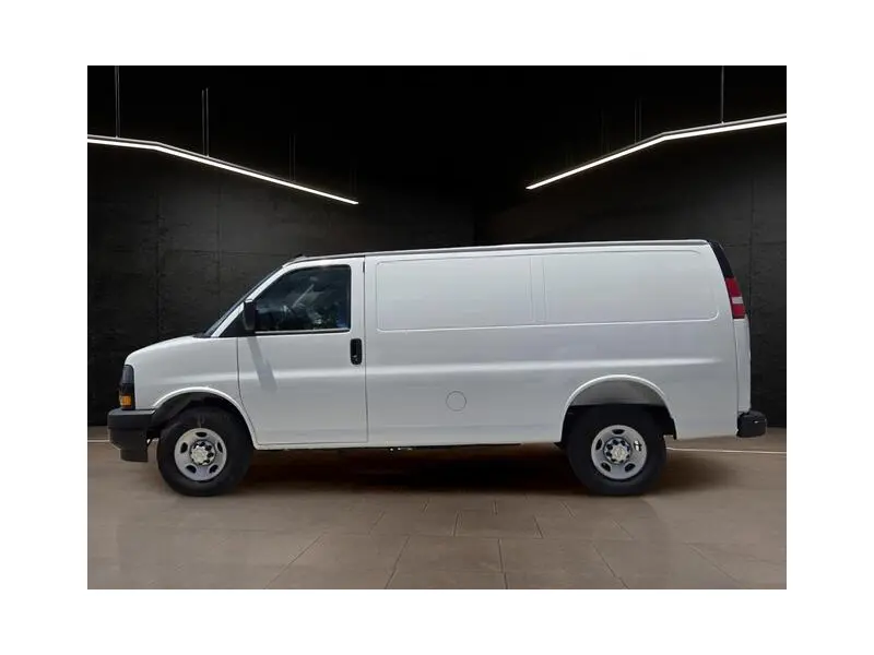 2025 CHEVROLET EXPRESS