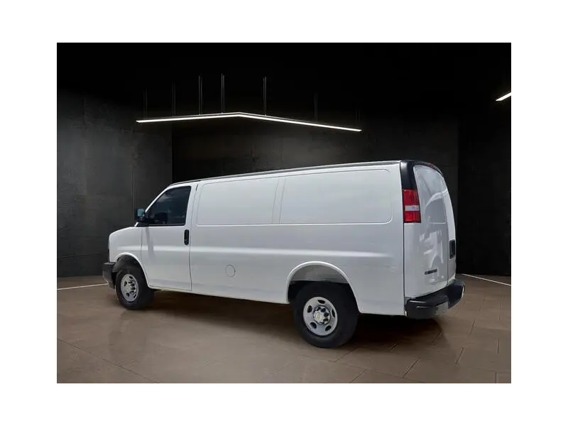 2025 CHEVROLET EXPRESS