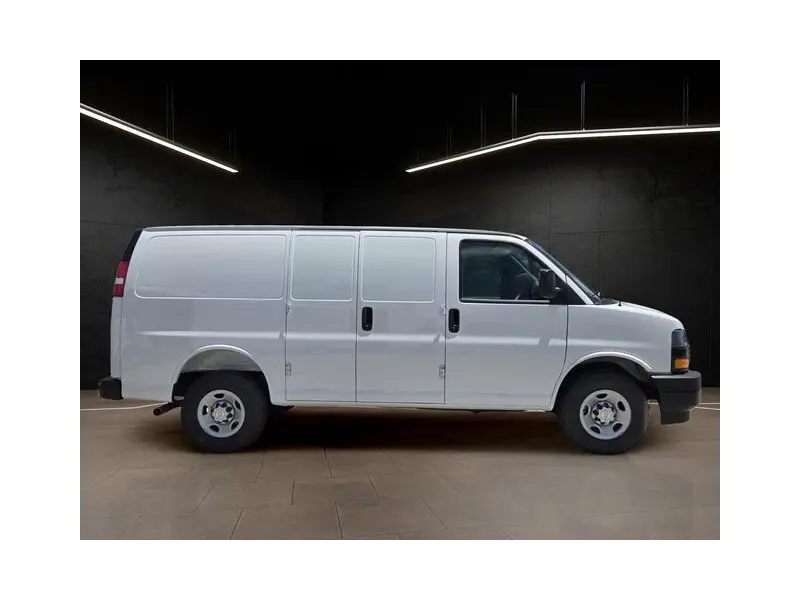 2025 CHEVROLET EXPRESS